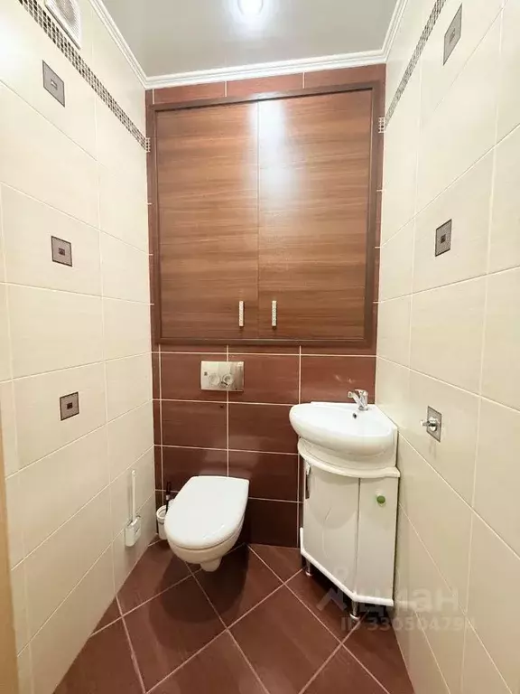 3-к кв. Татарстан, Казань ул. Сибирский Тракт, 23Б (85.0 м) - Фото 1