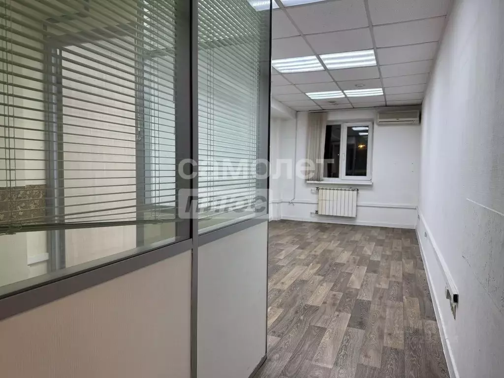 Офис в Свердловская область, Екатеринбург ул. Бебеля, 17 (27 м) - Фото 2