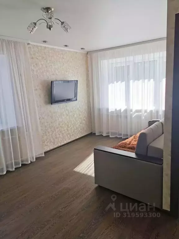 1-к кв. Татарстан, Казань ул. Короленко, 83 (33.0 м) - Фото 1