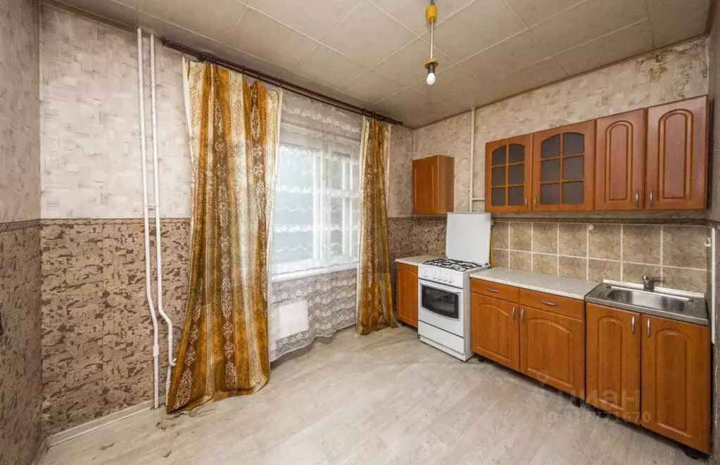 1-к кв. Омская область, Омск Радуга мкр, ул. Жуковского, 33/1 (37.2 м) - Фото 0