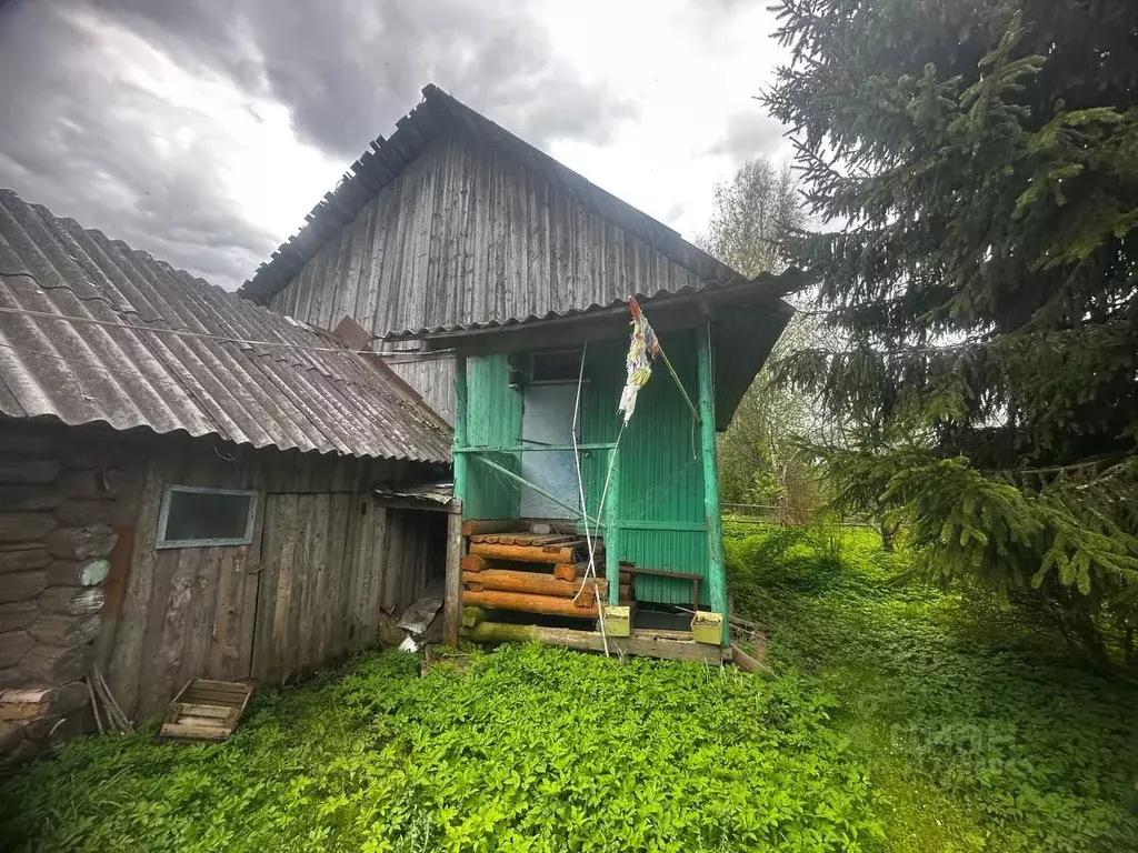 Дом в Новгородская область, Маловишерский район, Бургинское с/пос, д. ... - Фото 1