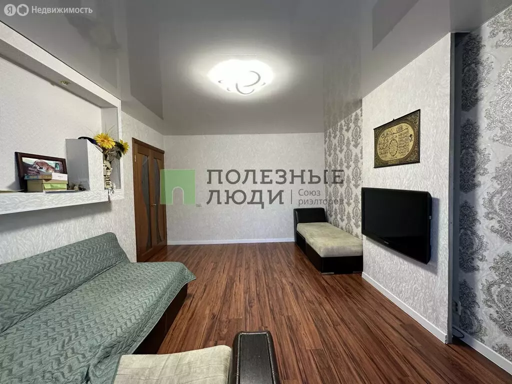 2-комнатная квартира: Зеленодольск, улица Карла Маркса, 61 (52 м) - Фото 1