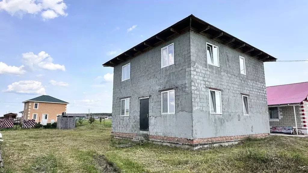 Дом в Башкортостан, Уфимский район, Русско-Юрмашский сельсовет, ... - Фото 0
