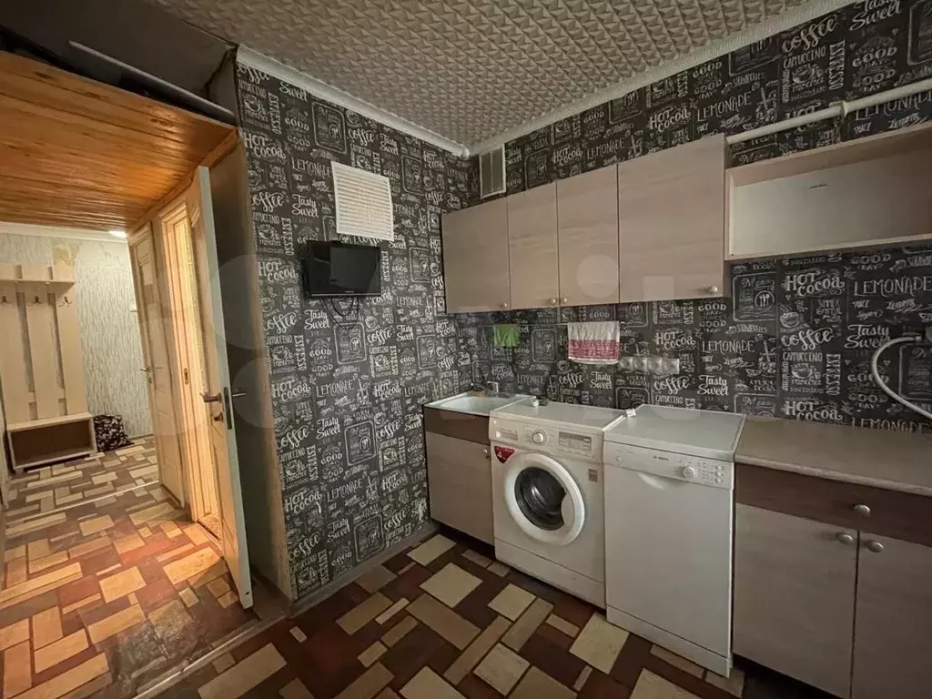 2-к. квартира, 55,5 м, 1/9 эт. - Фото 0