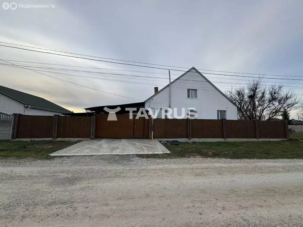 Дом в Укромное, Восточная улица, 9 (178 м) - Фото 1