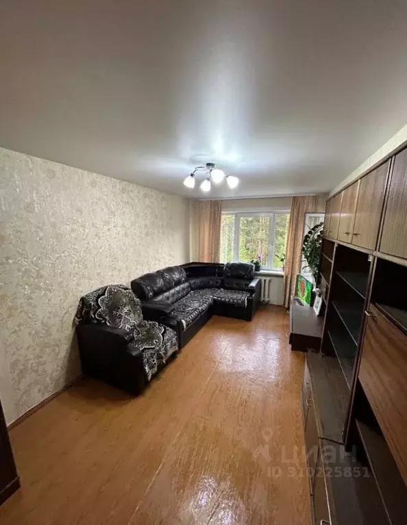 3-к кв. Иркутская область, Саянск Октябрьский мкр, 7 (64.0 м) - Фото 0