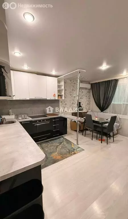 2-комнатная квартира: Уссурийск, улица Дзержинского, 29 (50.4 м) - Фото 1