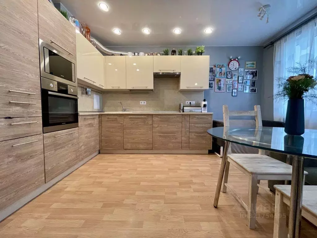 Квартира, 3 комнаты, 67.8 м - Фото 0