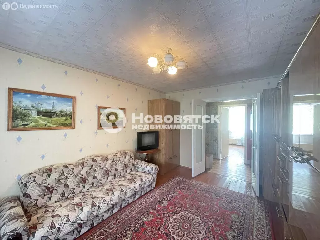 3-комнатная квартира: Киров, Спортивная улица, 8 (60 м) - Фото 1