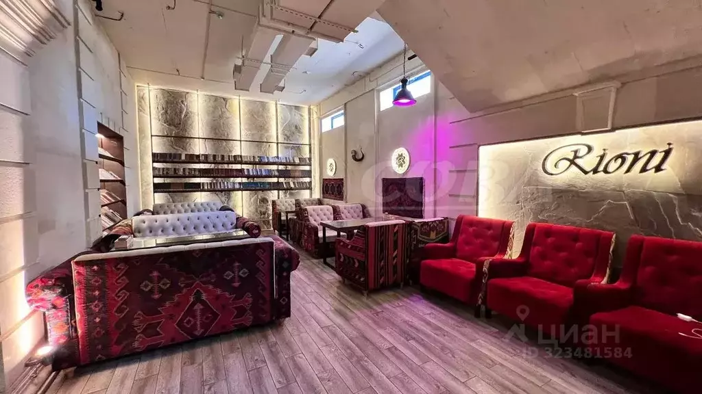 Помещение свободного назначения в Дагестан, Дербент ул. У. ... - Фото 1