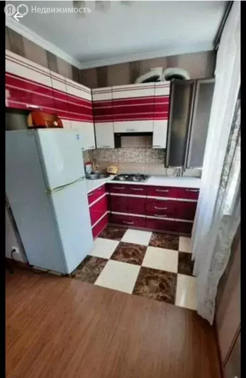 3-комнатная квартира: Евпатория, улица Некрасова, 63 (52 м) - Фото 1