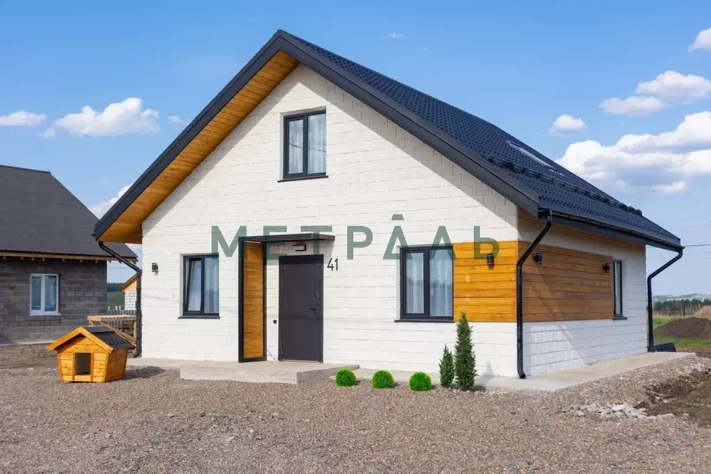 Дом в Красноярский край, Емельяново пгт ул. Енисейская (154 м) - Фото 1