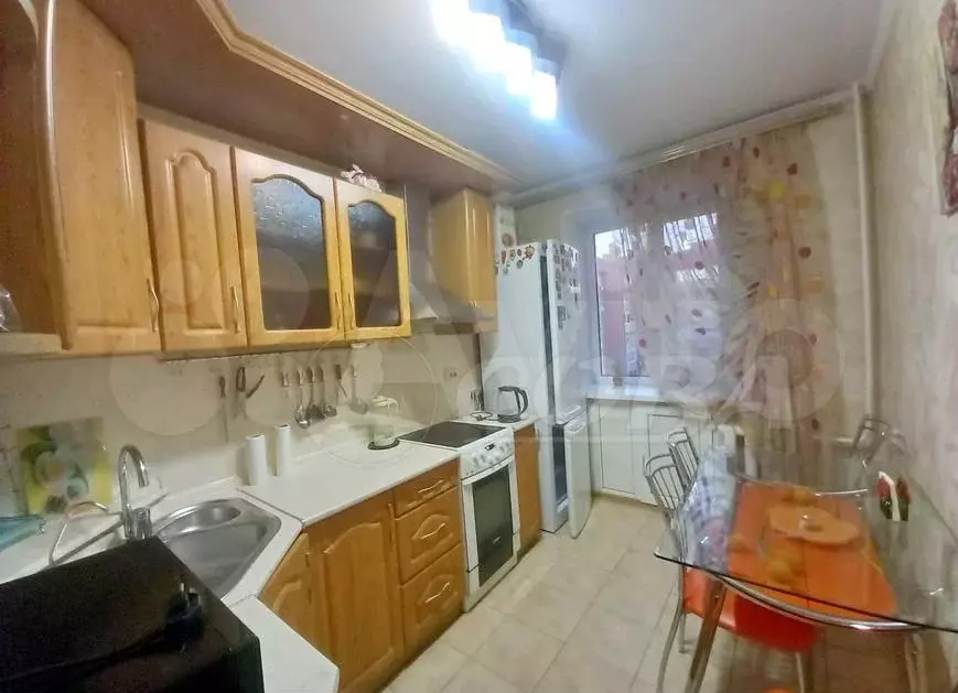 3-к. квартира, 58 м, 4/6 эт. - Фото 1
