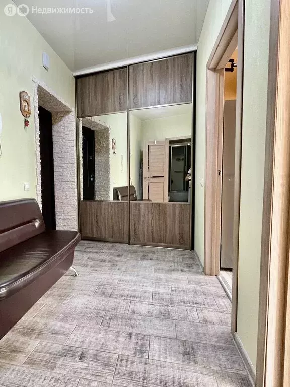 1-комнатная квартира: Зеленоградск, Окружная улица, 9 (40.1 м) - Фото 0