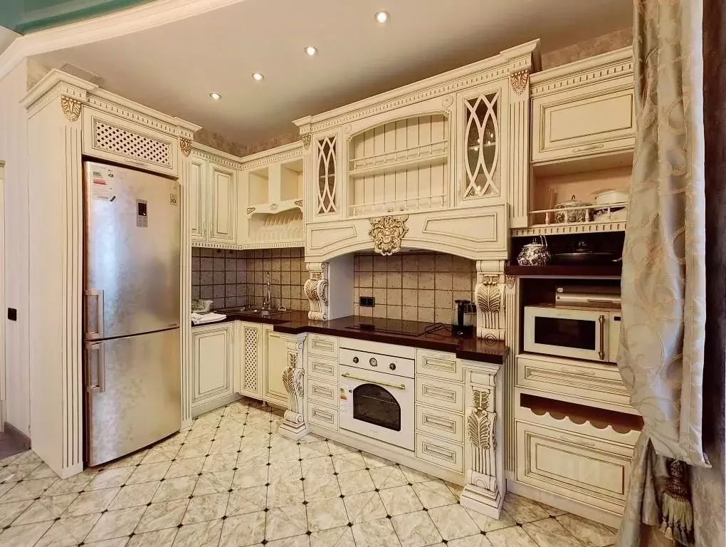 2-к кв. Москва Мосфильмовская ул., 88к2с5 (85.0 м) - Фото 0