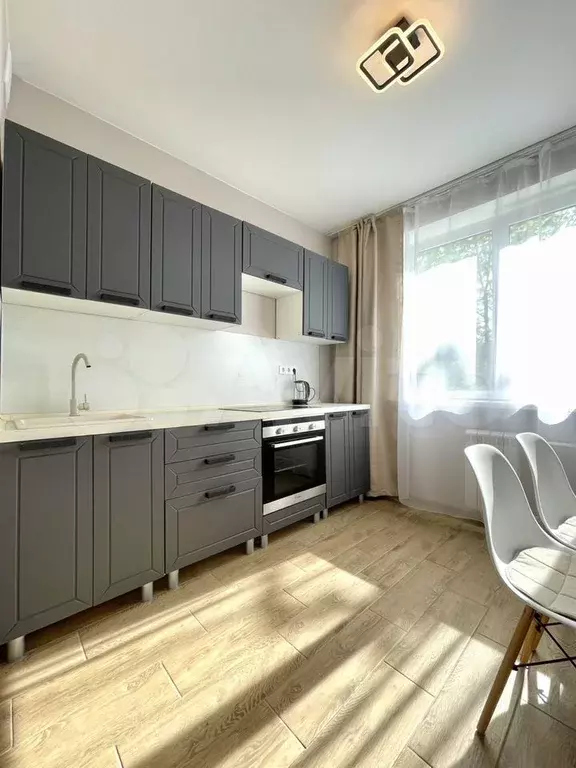1-к. квартира, 37 м, 1/7 эт. - Фото 0
