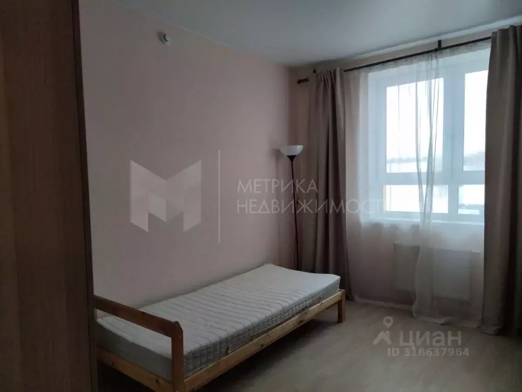 1-к кв. Тюменская область, Тюмень ул. Владимира Бахарева, 3к1 (36.3 м) - Фото 0