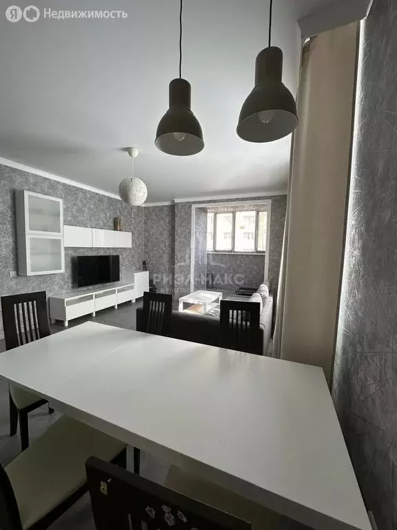 3-комнатная квартира: Брянск, улица Дуки, 75 (102 м) - Фото 1