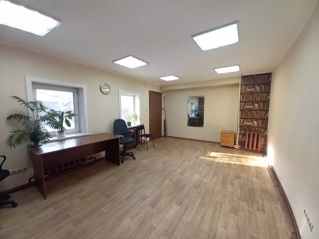 Офис в Иркутская область, Иркутск ул. Желябова, 16/1 (25 м) - Фото 1