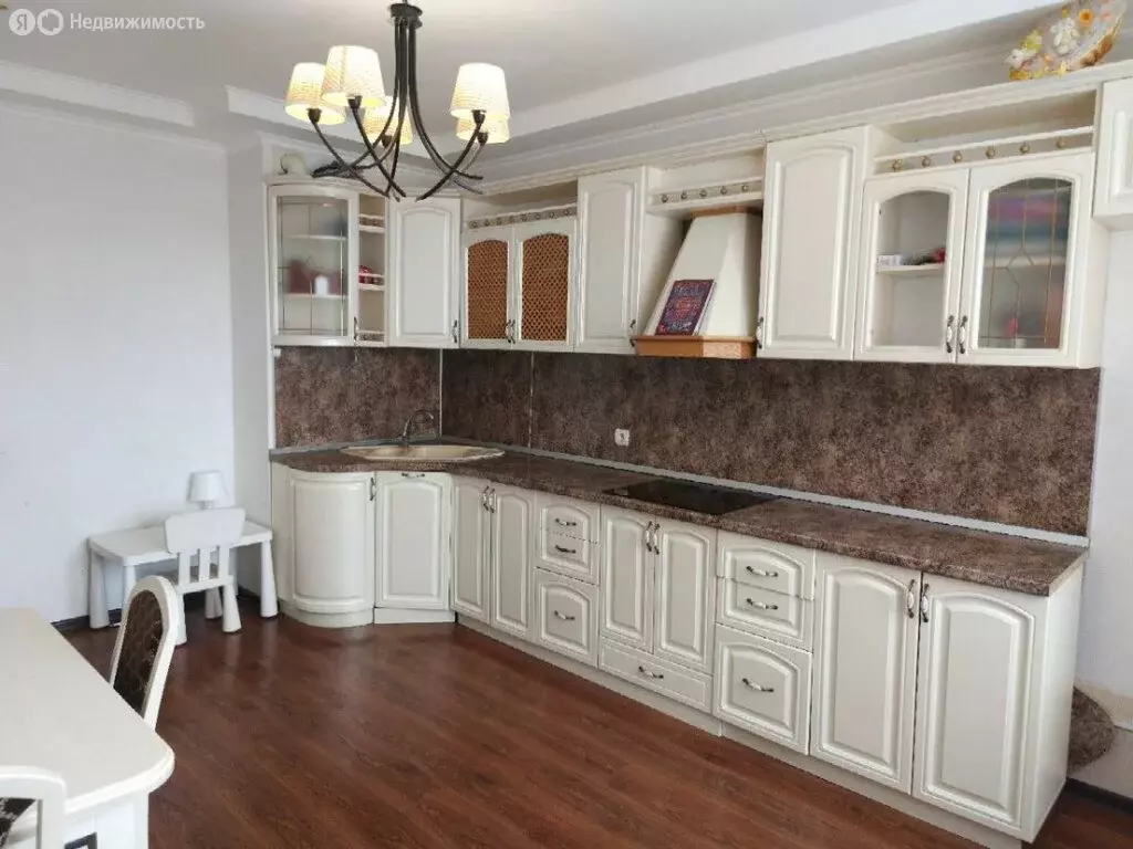 3-комнатная квартира: Ставрополь, улица Пирогова, 78 (86.7 м) - Фото 0