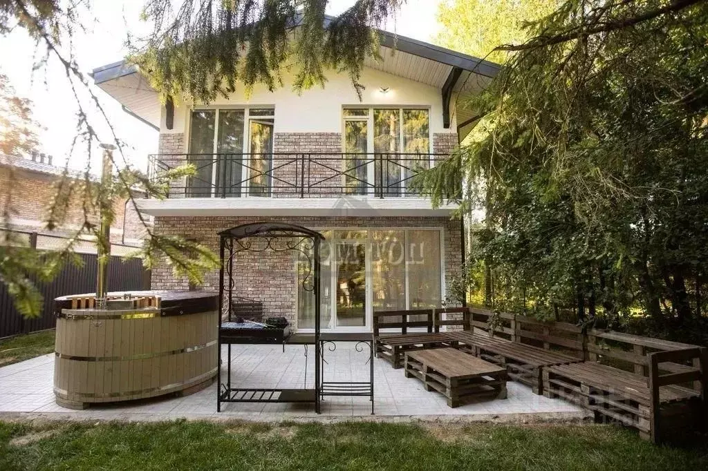 Дом в Московская область, Солнечногорск городской округ, с. Алабушево  ... - Фото 1