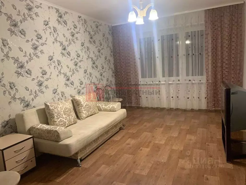 2-к кв. Белгородская область, Старый Оскол Жукова мкр, 23 (62.0 м) - Фото 1