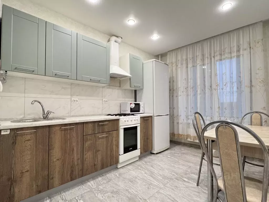 1-к кв. Татарстан, Казань ул. Азата Аббасова, 10 (40.0 м) - Фото 1