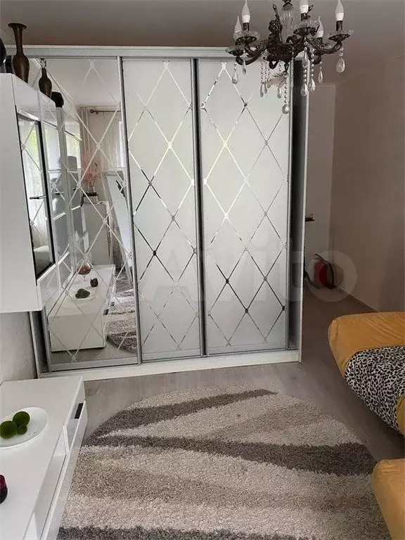 3-к. квартира, 60 м, 2/9 эт. - Фото 0