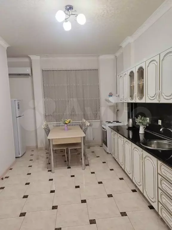 2-к. квартира, 75 м, 7/15 эт. - Фото 1
