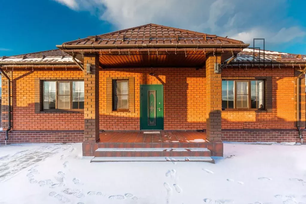 Дом в Башкортостан, Абзелиловский район, Таштимеровский сельсовет, д. ... - Фото 1