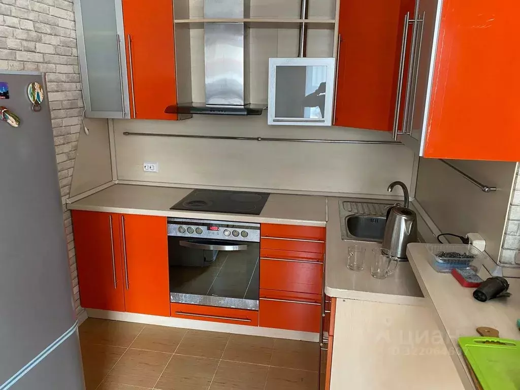 2-к кв. Иркутская область, Иркутск Байкальская ул., 293/5 (76.0 м) - Фото 0