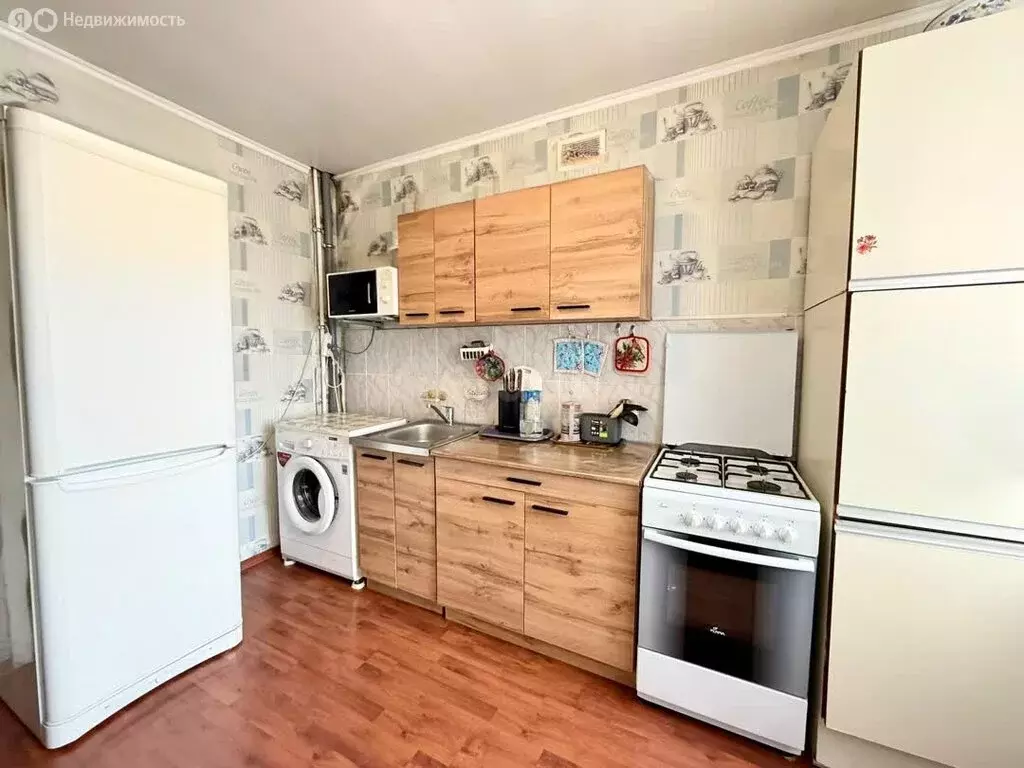 4-комнатная квартира: Казань, улица Кулахметова, 25к2 (79 м) - Фото 2