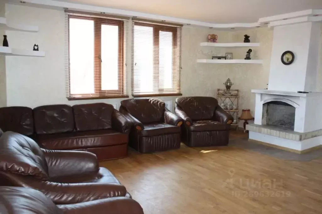 1-к кв. Крым, Евпатория ул. Назаровская, 7 (80.0 м) - Фото 1