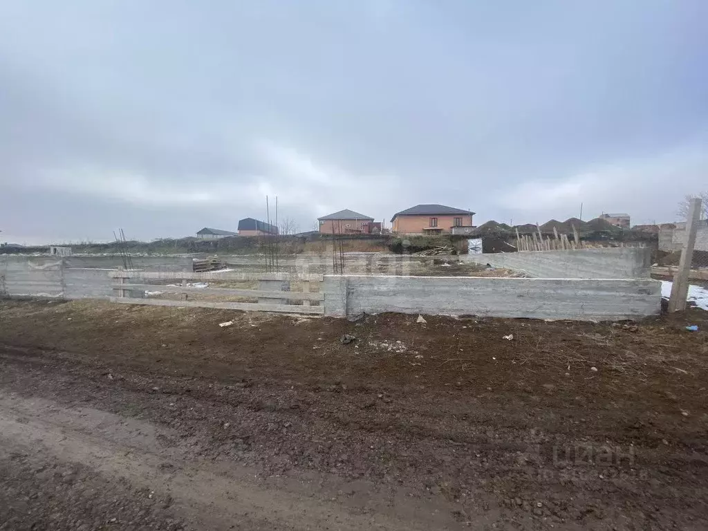 Участок в Ингушетия, Назрань ул. А-Б.А. Богатырева (6.0 сот.) - Фото 0