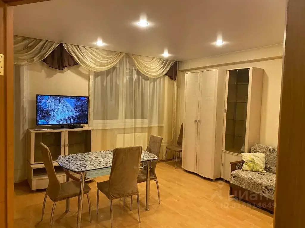 2-к кв. Иркутская область, Иркутск ул. Розы Люксембург, 273А/2 (54.0 ... - Фото 0