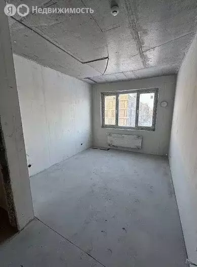 1-комнатная квартира: Тюмень, улица Александра Звягина, 9 (35 м) - Фото 1