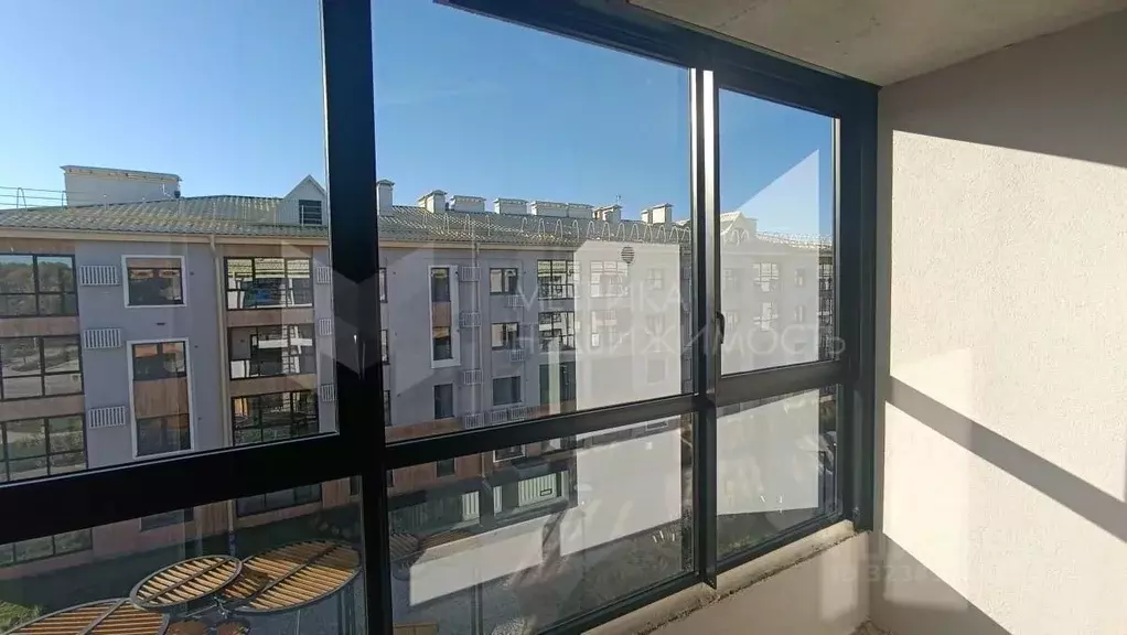 1-к кв. Тюменская область, Тюмень ул. Игоря Комиссарова, 17 (50.54 м) - Фото 0