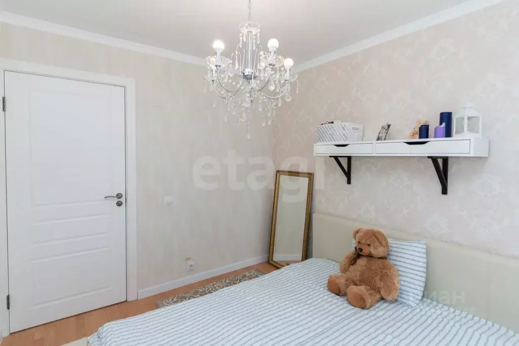 3-к кв. Тюменская область, Тюмень ул. Пермякова, 23 (59.7 м) - Фото 1