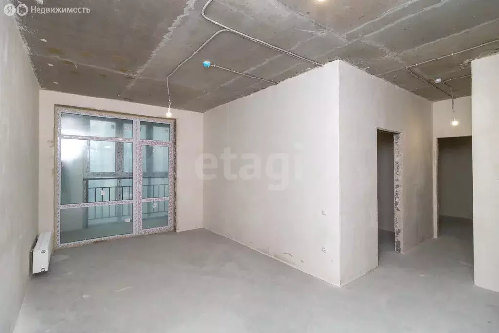 2-комнатная квартира: Тюмень, улица Разведчика Кузнецова, 16 (69 м) - Фото 2