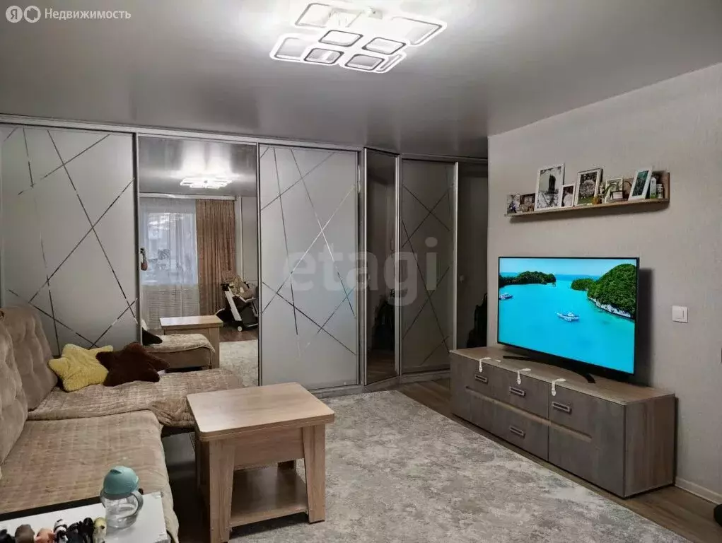 2-комнатная квартира: Омск, проспект Мира, 40А (43 м) - Фото 1