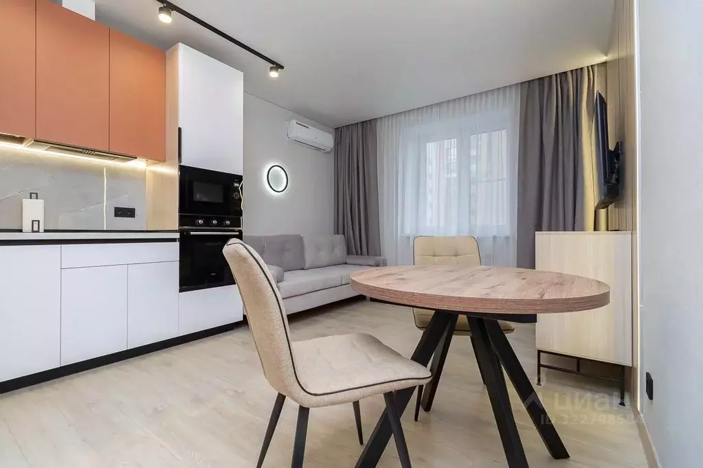 2-к кв. Омская область, Омск ул. 5-я Северная, 124 (41.0 м) - Фото 1