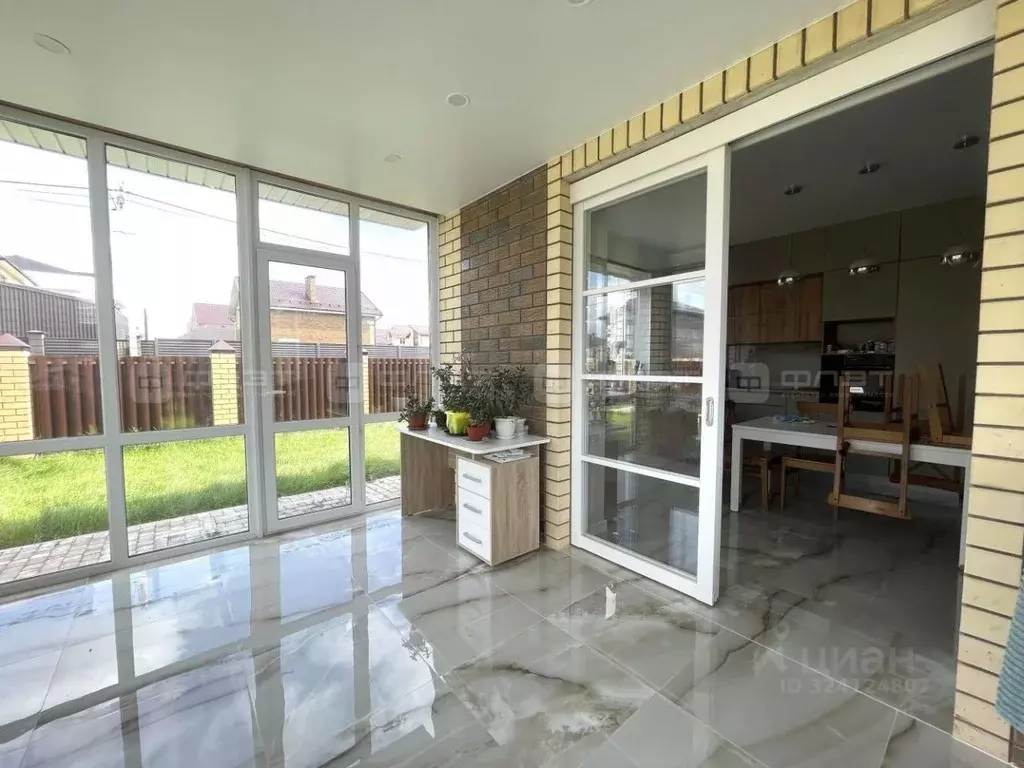 Дом в Татарстан, Лаишевский район, Большекабанское с/пос, с. Большие ... - Фото 2