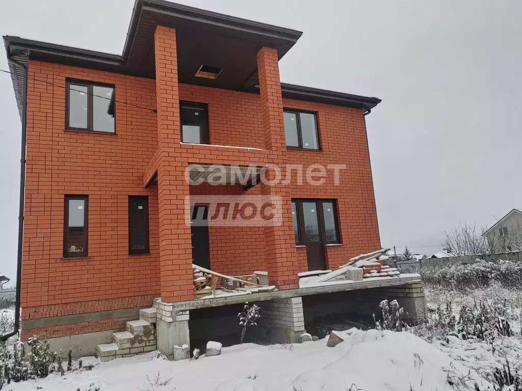 Дом в Орловская область, Орловский муниципальный округ, пос. ... - Фото 1