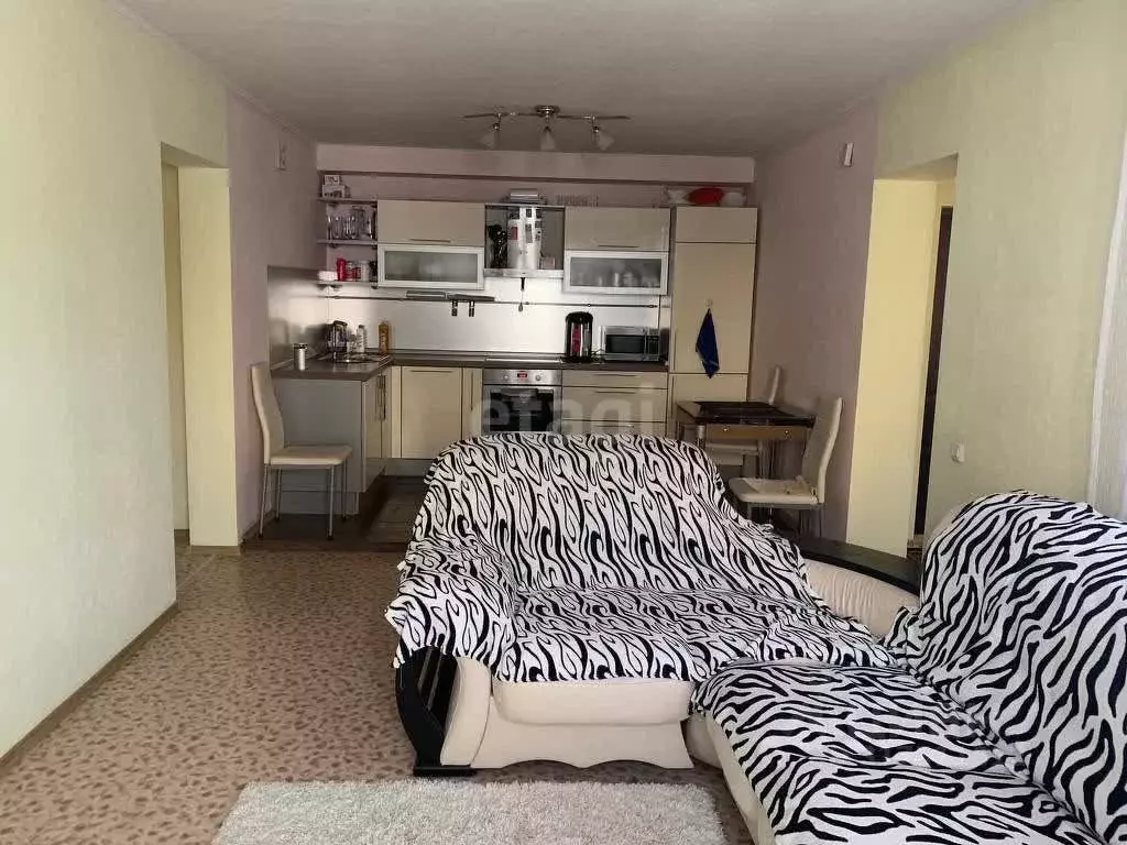 2-к кв. Сахалинская область, Южно-Сахалинск Автомобильная ул., 4 (53.0 ... - Фото 1