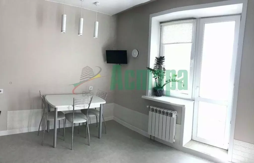 2-к кв. Забайкальский край, Чита Алданская ул., 11 (71.0 м) - Фото 1
