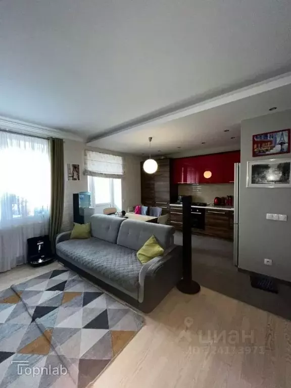 2-к кв. Калининградская область, Калининград Майский пер., 1 (61.8 м) - Фото 1