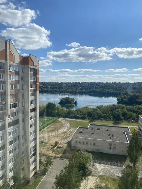 3-к кв. Брянская область, Брянск Московский мкр, 37 (75.8 м) - Фото 0