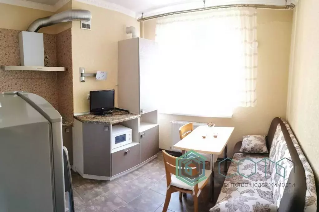 1-к кв. Калининградская область, Калининград Комсомольская ул., 85 ... - Фото 0