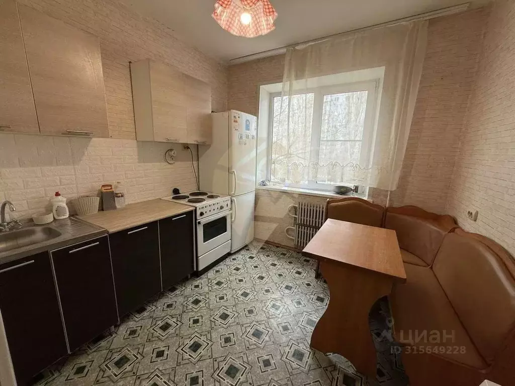 2-к кв. Белгородская область, Старый Оскол Лесной мкр, 11 (52.9 м) - Фото 0