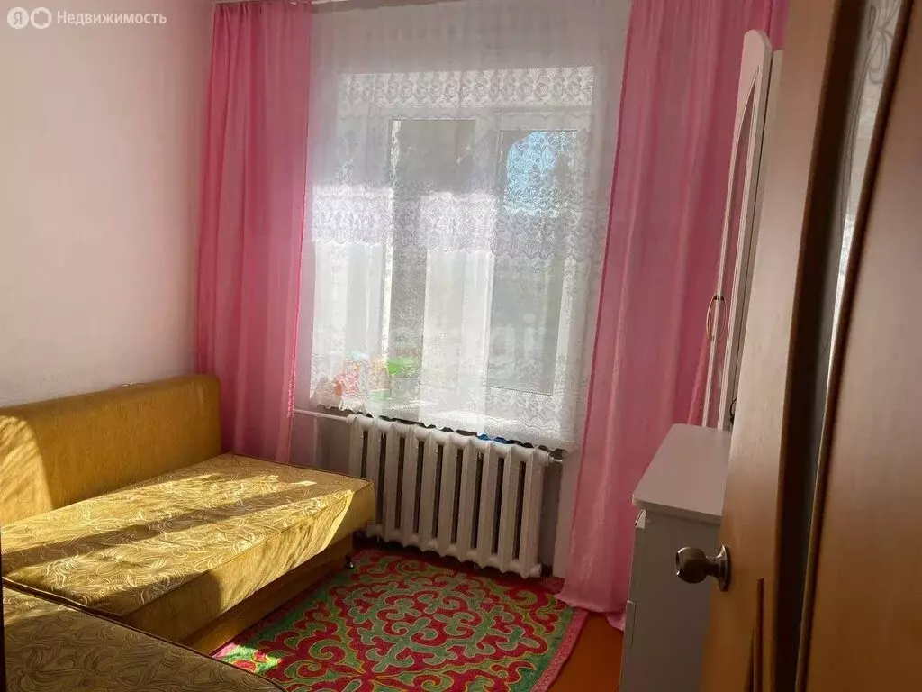 4-комнатная квартира: Горно-Алтайск, Поселковая улица, 10 (75 м) - Фото 0